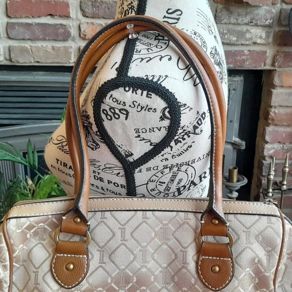 Tignanello Satchel - Picture 6 of 9